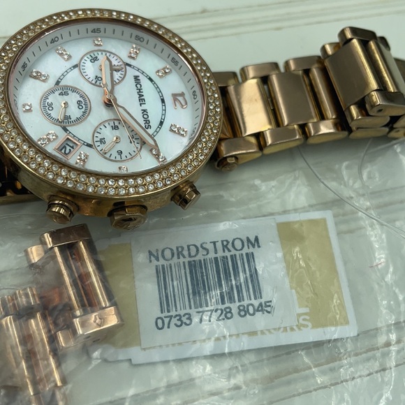 Michael Kors watch - Picture 4 of 6